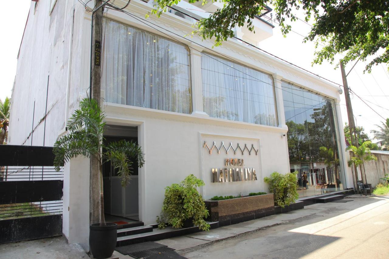 Hotel Nathaliya Katunayaka Buitenkant foto