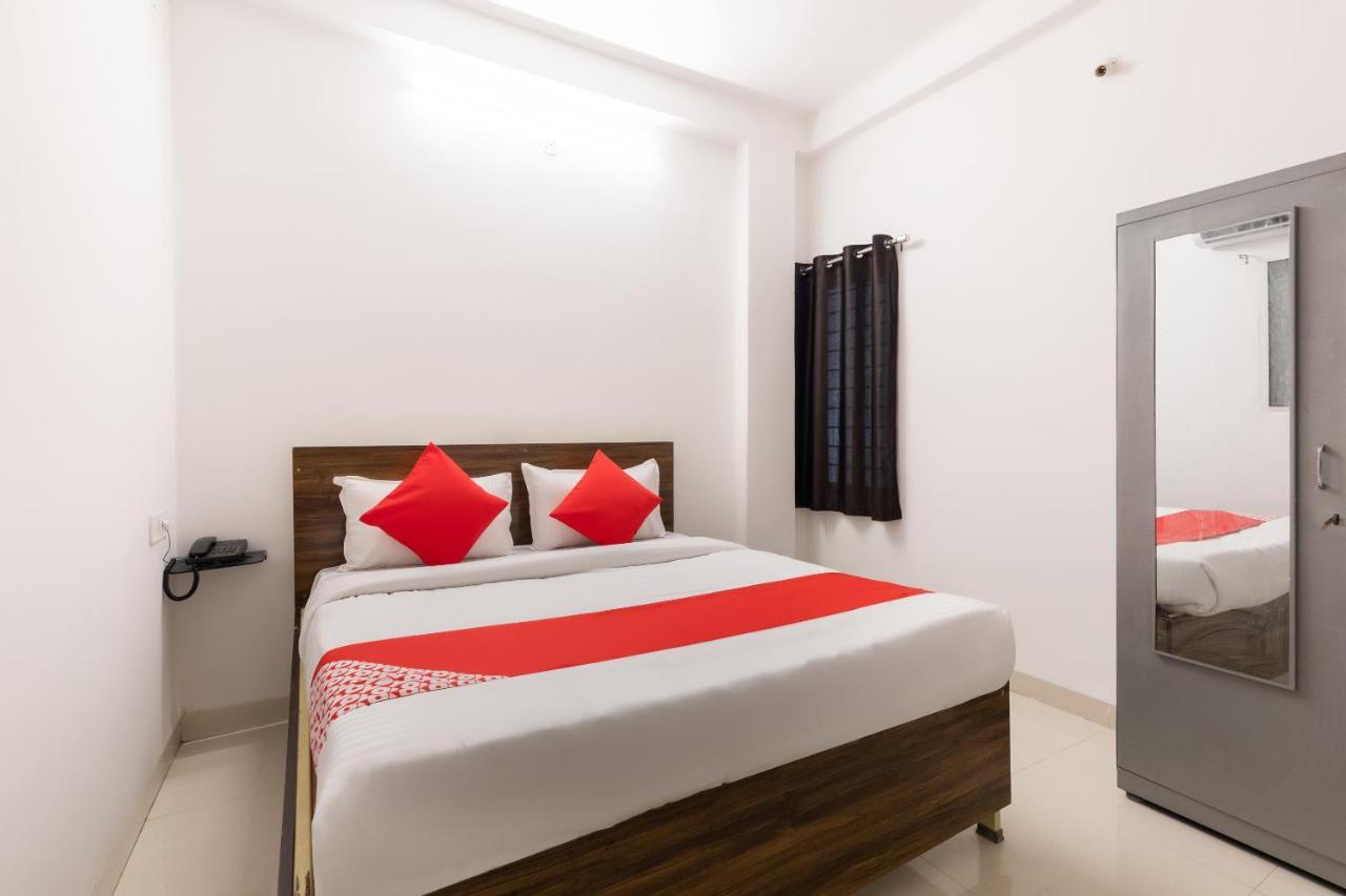 Hotel Nathaliya Katunayaka Buitenkant foto